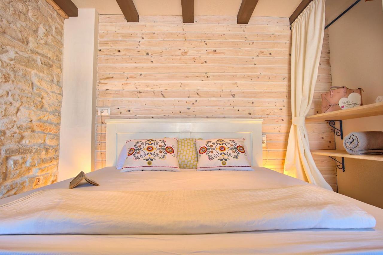 Eco Aparthotel The Dreamers'S Club Lumbarda Kültér fotó